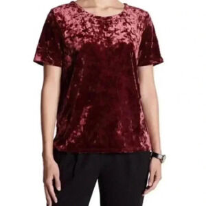 14th & Union Women’s Scoop Neck Velvet Maroon Shirt